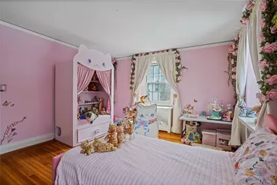 650 Ely Avenue, Pelham, NY 10803 - Photo 21