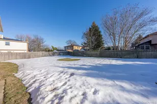 40 E Lincoln Ave, Massapequa, NY 11758 - Photo 17