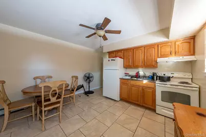 40 E Lincoln Avenue, Massapequa, NY 11758 - Photo 9