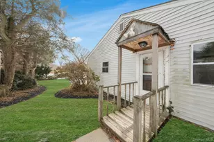 73 Morton St, Port Jefferson Station, NY 11776 - Photo 3