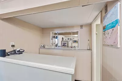 156 N Pine Street, Massapequa, NY 11758 - Photo 29