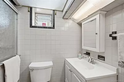 156 N Pine Street, Massapequa, NY 11758 - Photo 25