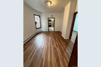 1580 Castleton Avenue, New York, NY 10302 - Photo 7