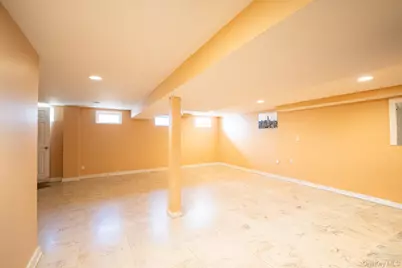 149-62 Powells Cove Boulevard, Whitestone, NY 11357 - Photo 19