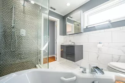 14962 Powells Cove Boulevard, Whitestone, NY 11357 - Photo 9