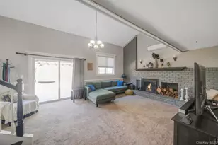 17 Rolling Hills Dr, Ridge, NY 11961 - Photo 19