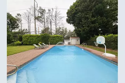 24 Edna Drive, Syosset, NY 11791 - Photo 3