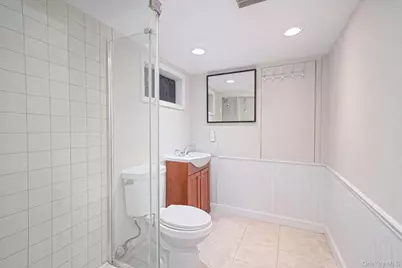 24 New Highway, Commack, NY 11725 - Photo 11