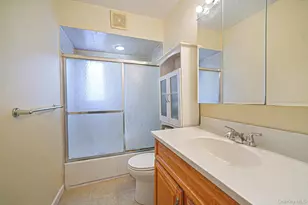 24 New Hwy, Commack, NY 11725 - Photo 5