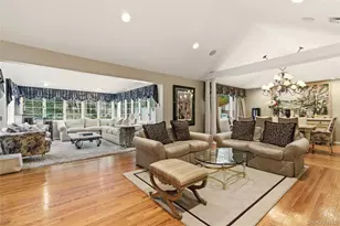 1017 Friendly Rd, Upper Brookville, NY 11771 - Photo 5