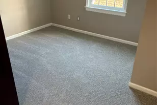 18 Lakeside Dr, Valhalla, NY 10595 - Photo 19