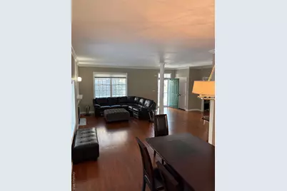 18 Lakeside Drive, Valhalla, NY 10595 - Photo 3