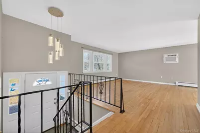 19 Split Tree Drive, New Windsor, NY 12553 - Photo 5