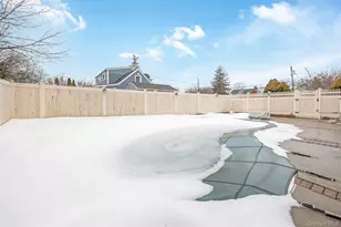 30 Crestwood Blvd, Farmingdale, NY 11735 - Photo 31