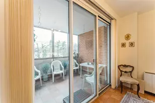 1 Kensington Gate, Great Neck, NY 11021 - Photo 7