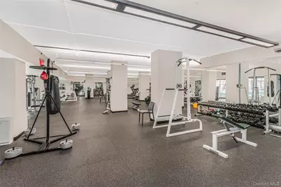 2500 Johnson #9P, Bronx, NY 10463 - Photo 11