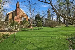 85 Hickory Dr, East Hills, NY 11576 - Photo 37