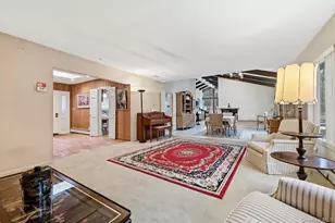 85 Hickory Dr, East Hills, NY 11576 - Photo 11