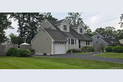 6 Robinson Street, Shoreham, NY 11786 - Photo 1