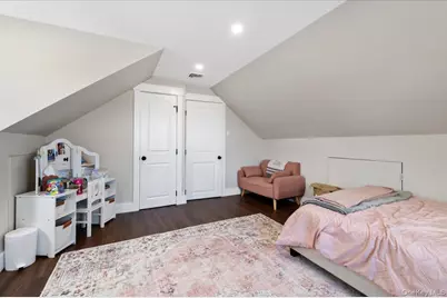 152 Manor Street, Plainview, NY 11803 - Photo 11