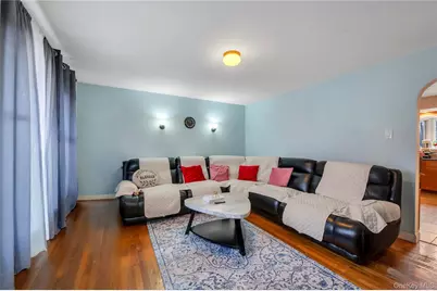 452 Nostrand Avenue, Central Islip, NY 11722 - Photo 7