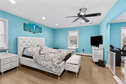 21 Rawlings Drive, Melville, NY 11747 - Photo 15