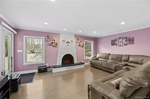 21 Rawlings Dr, Melville, NY 11747 - Photo 5