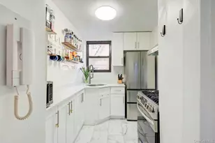 83-30 Vietor Ave, Elmhurst, NY 11373 - Photo 3