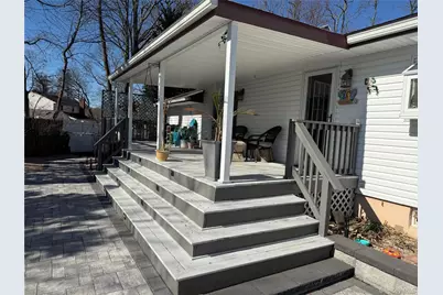 19 Hallock Court, Miller Place, NY 11764 - Photo 41