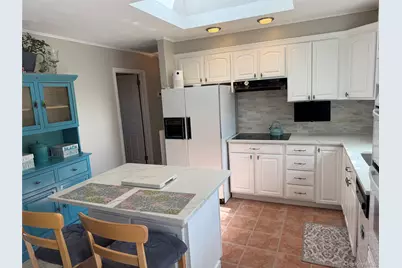 19 Hallock Court, Miller Place, NY 11764 - Photo 13