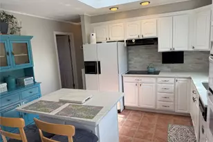 19 Hallock Ct, Miller Place, NY 11764 - Photo 13