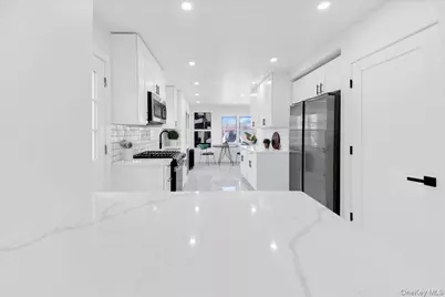 20 Mersereau Avenue, Mount Vernon, NY 10553 - Photo 5