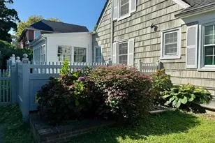 30 Highland Pl, Great Neck, NY 11020 - Photo 31