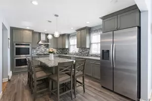 101 Spruce Ave, Bethpage, NY 11714 - Photo 13