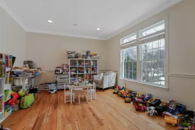 484 Rosedale Avenue, White Plains, NY 10605 - Photo 3