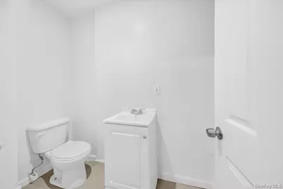 37 S 8th Avenue, Mount Vernon, NY 10550 - Photo 21
