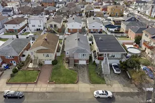 163-18 97th St, Howard Beach, NY 11414 - Photo 29