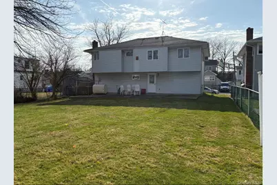 2191 Walsall Street, Seaford, NY 11783 - Photo 15