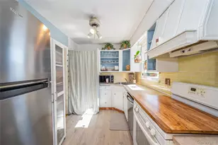 20 Iris Ave, Merrick, NY 11566 - Photo 5