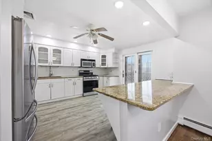 14 Hilton Ct, Hicksville, NY 11801 - Photo 5