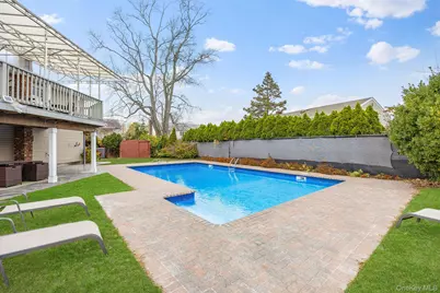 14 Hilton Court, Hicksville, NY 11801 - Photo 15