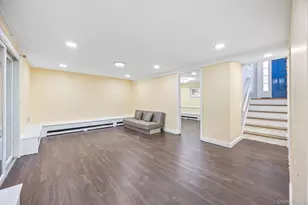 14 Hilton Ct, Hicksville, NY 11801 - Photo 11