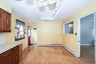 6 Oakdale Ave, Selden, NY 11784 - Photo 11