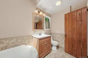 156 Lake Shore Dr, Pine Bush, NY 12566 - Photo 27