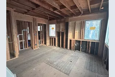 19 Tiffany Road, Oyster Bay, NY 11771 - Photo 5