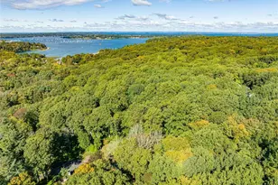 19 Tiffany Rd, Oyster Bay, NY 11771 - Photo 7