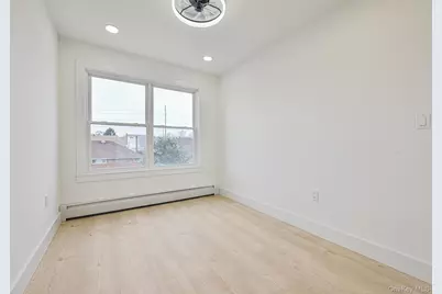 44 Catherine Avenue, Franklin Square, NY 11010 - Photo 15