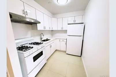 42-29 Parsons Boulevard #3F, Flushing, NY 11355 - Photo 3