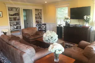 442 River Rd, Nissequogue, NY 11780 - Photo 3