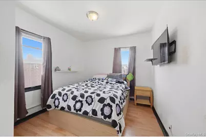 4423 Mundy Lane, Bronx, NY 10466 - Photo 15